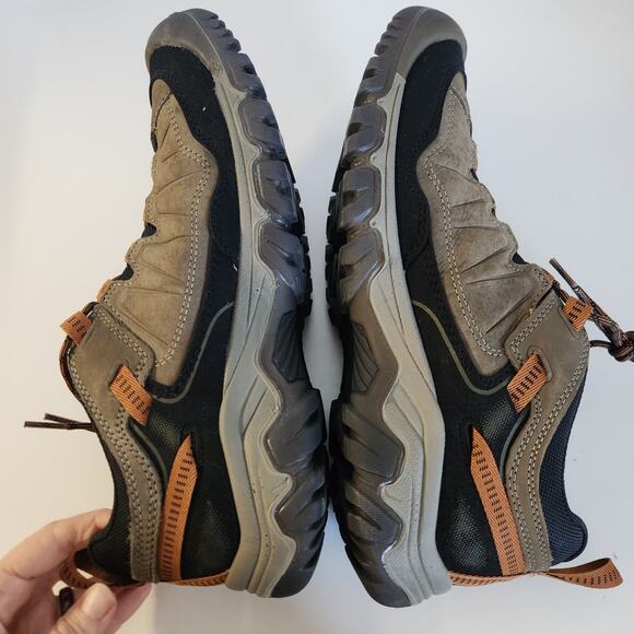 KEEN Men's Targhee 4 Low Height Durable Waterproof Hiking Shoes, US 11.5 - Picture 8 of 10